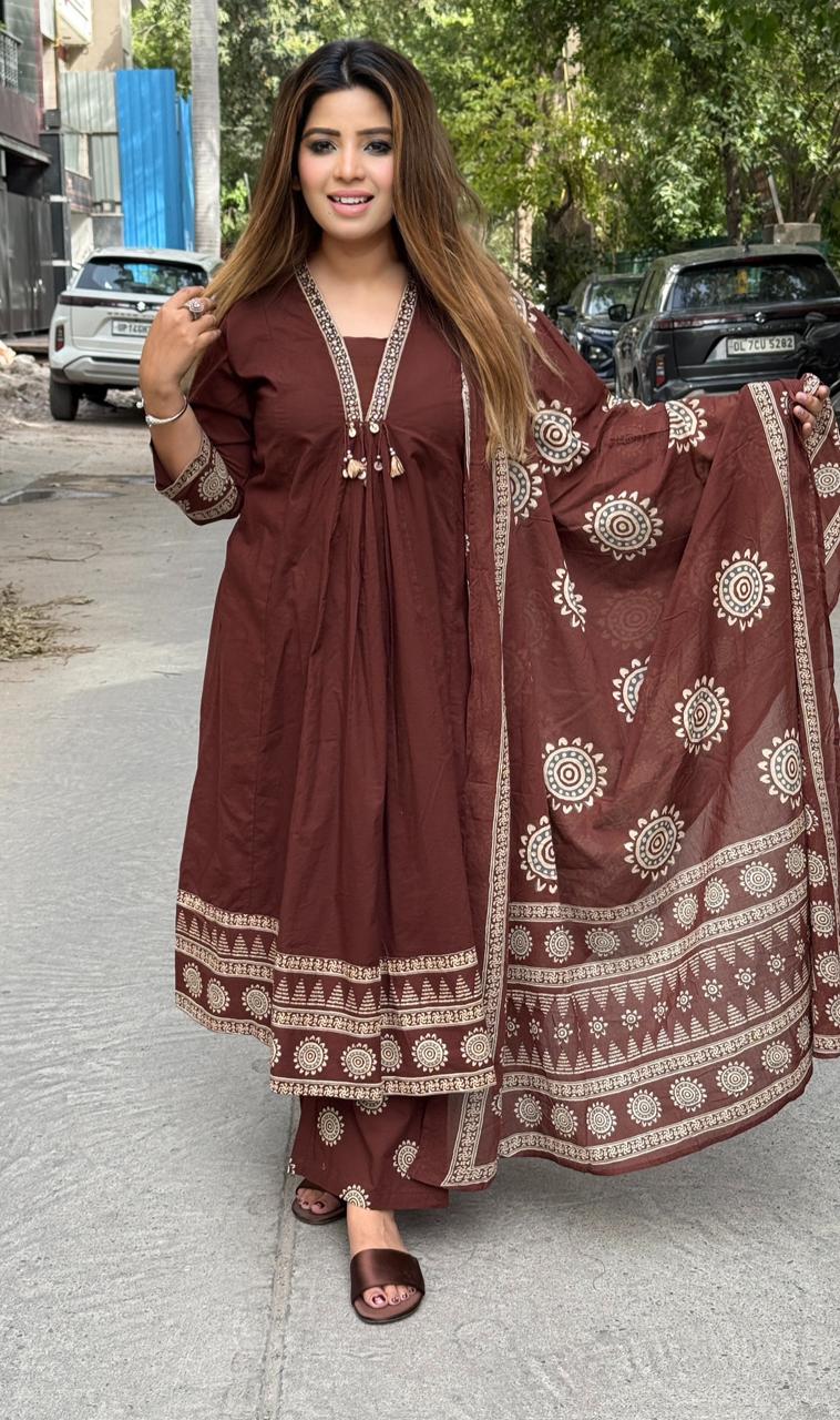 Laado Anarkali Cotton Mal Cotton- Navy, Brown