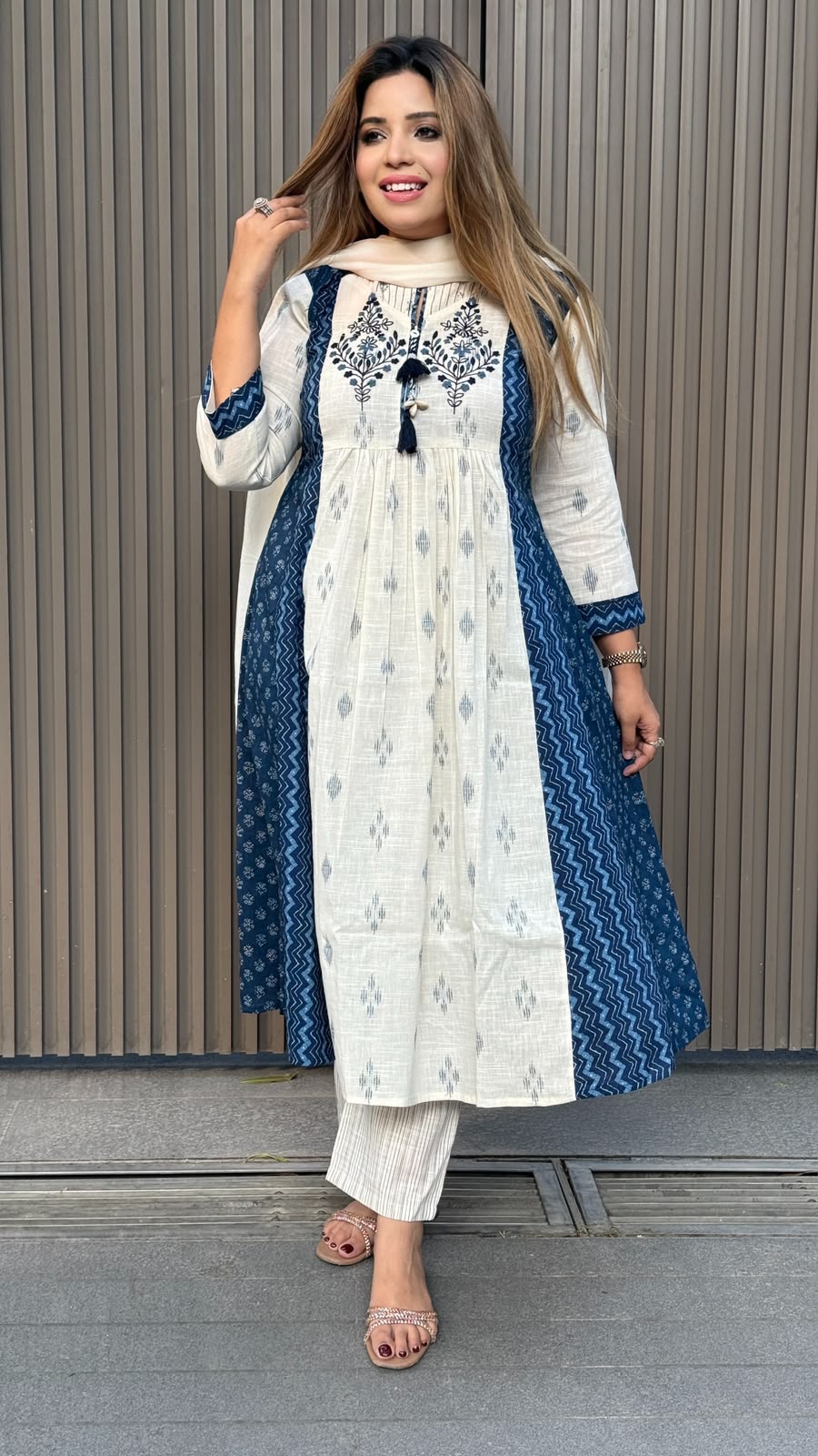 Charvi Cotton Dobby Suit Set- Blue
