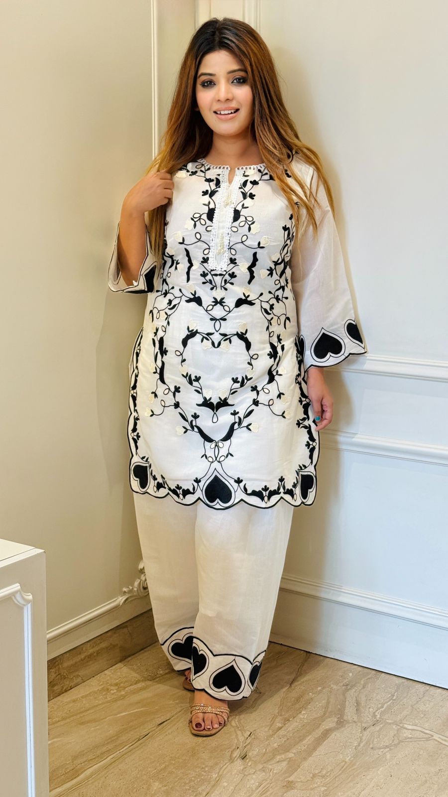 Parul Farshi Set- White