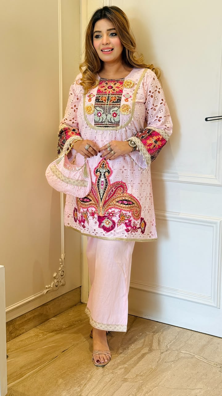 Amaya Schiffli Cordset- Pink