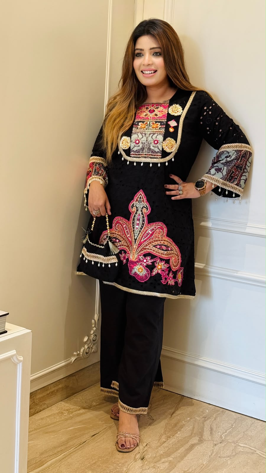 Hansika Cotton Schiffli Cordset- Black