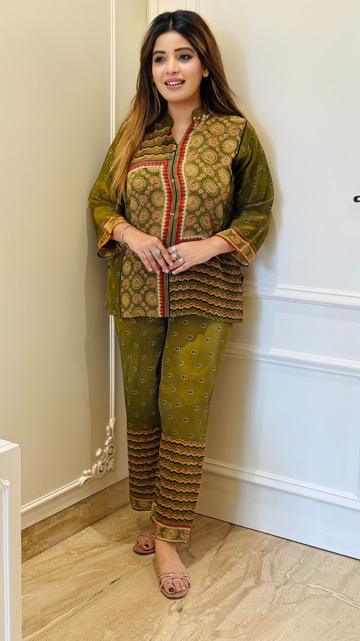 Nandni Crepe Cordset- Green