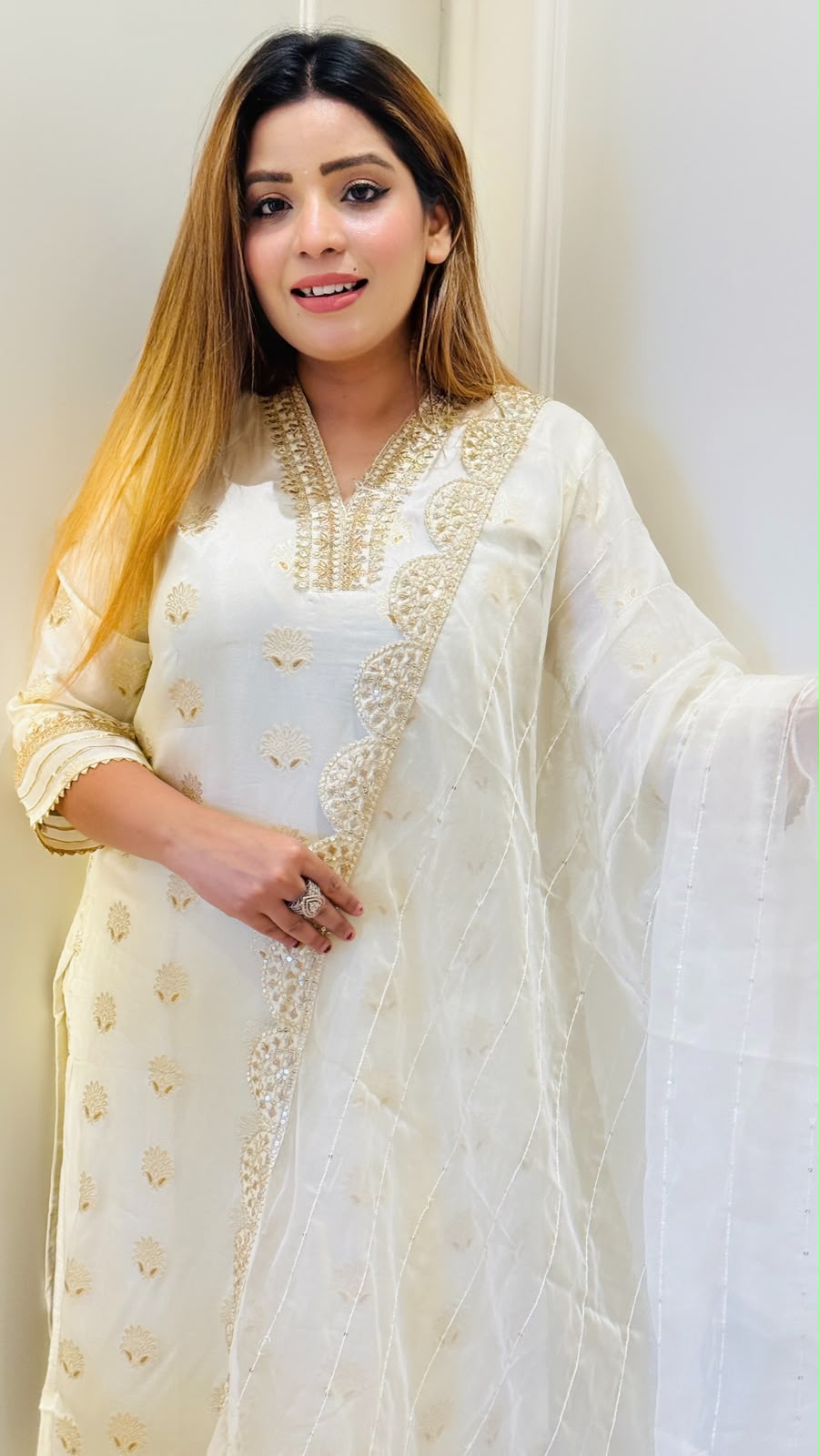 Hema Cotton Silk Suit Set- Beige
