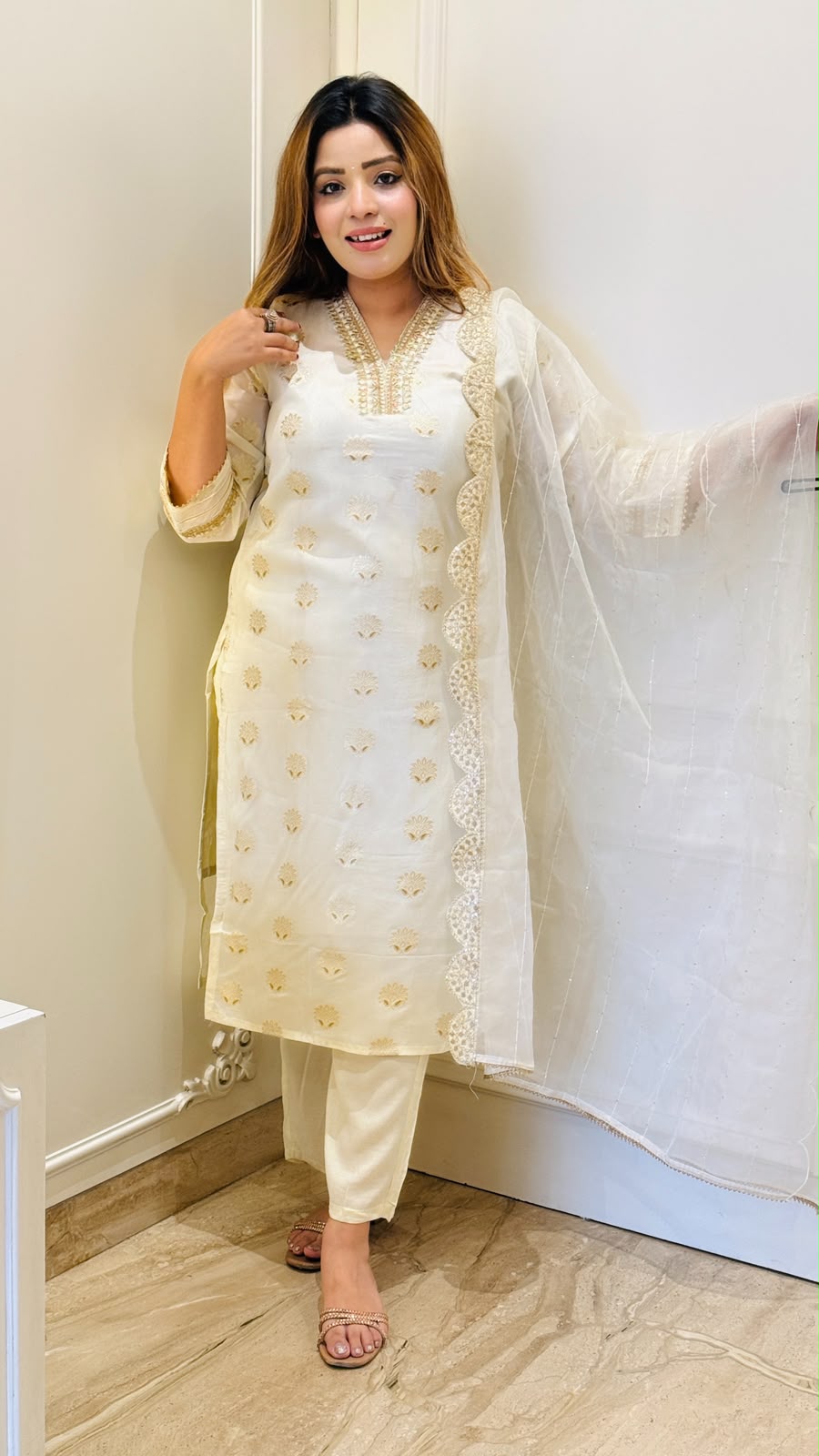 Hema Cotton Silk Suit Set- Beige