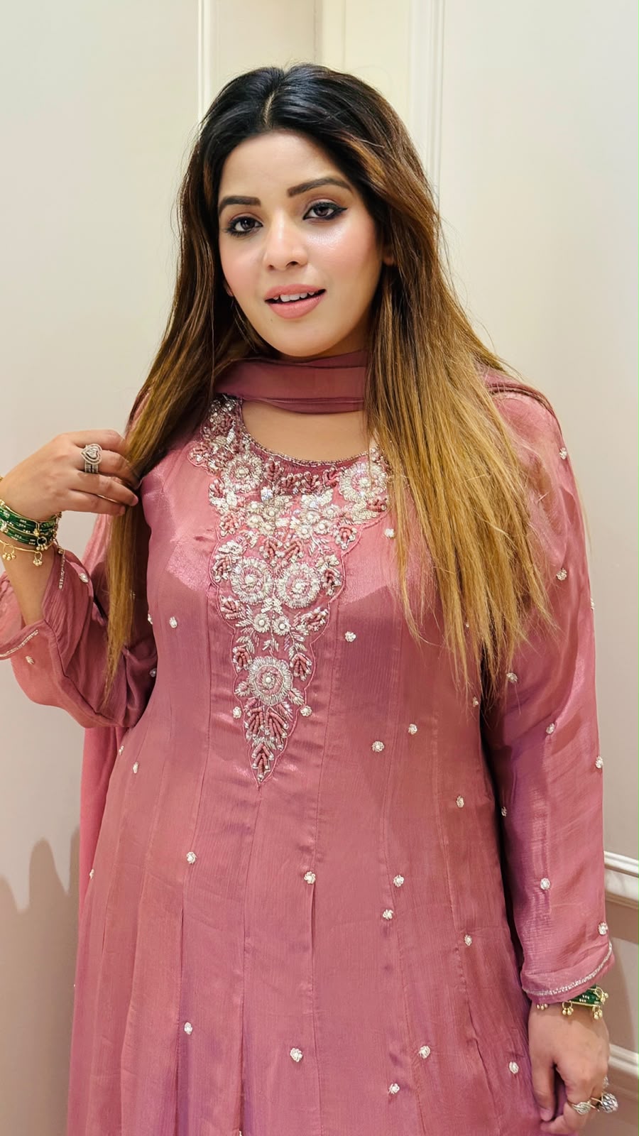 Tanvi Chinnon Anarkali Suit Set- Pink