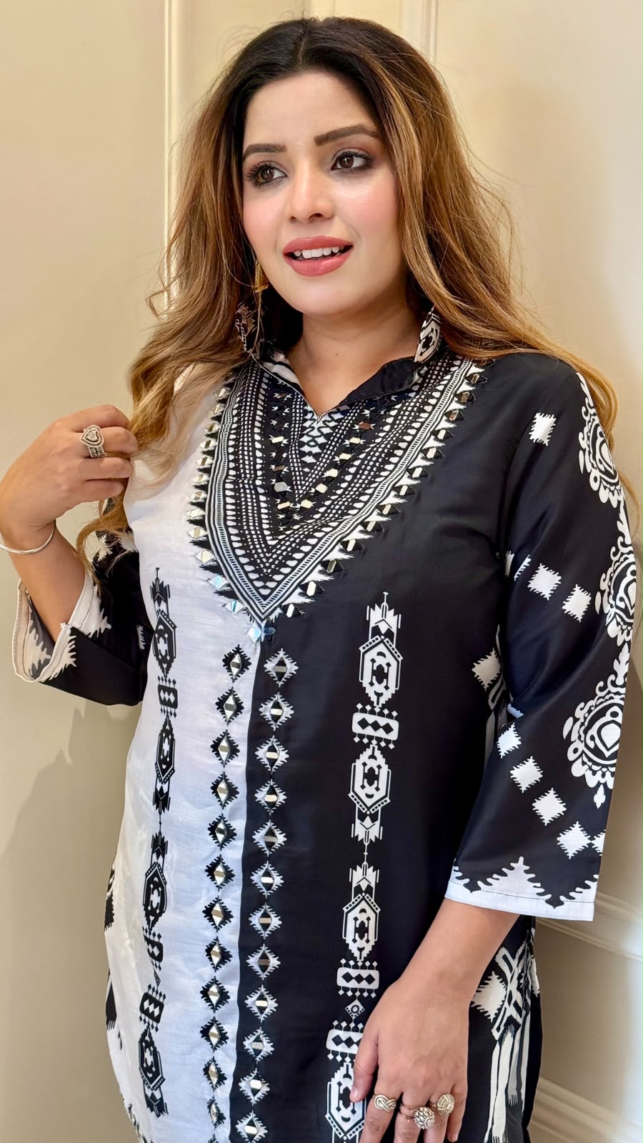 Tanishka Crepe Cordset- Black