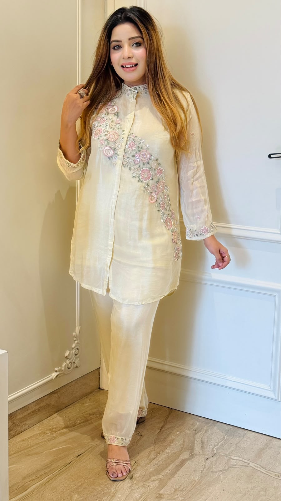 Arohi Chinnon Cordset- Beige, Pink