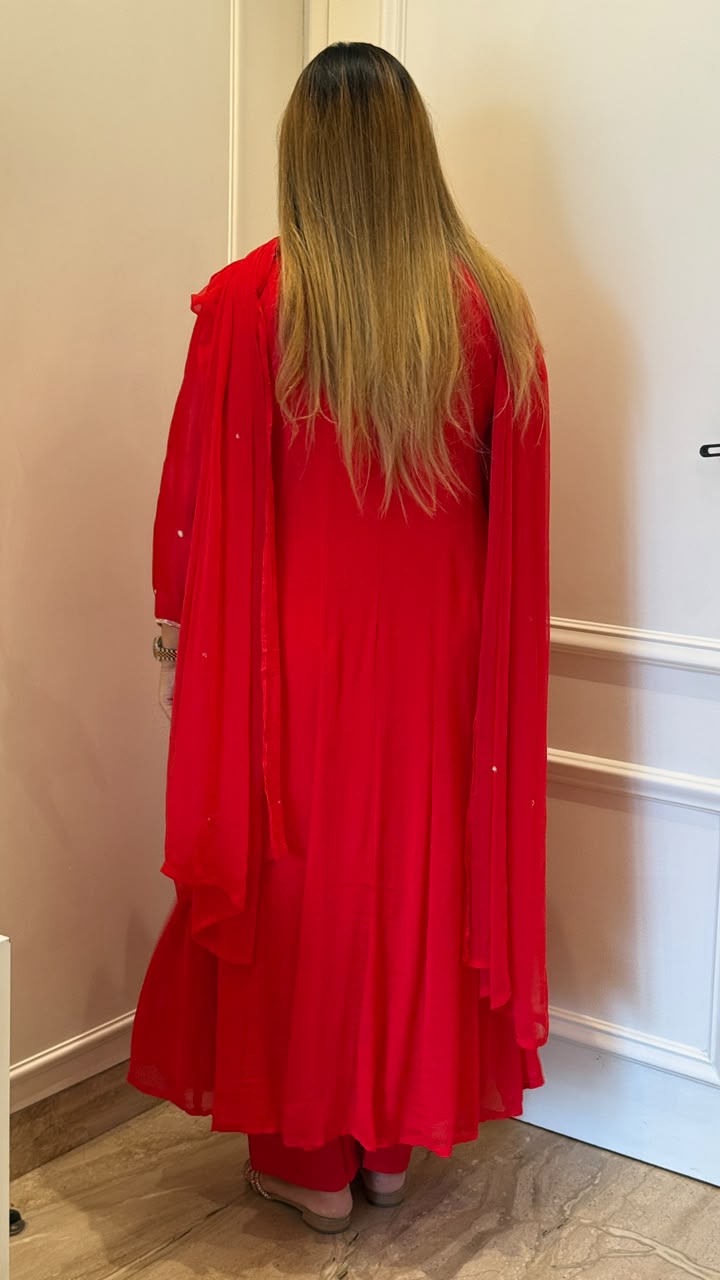 Taarika Anarkali Suit Set- Red
