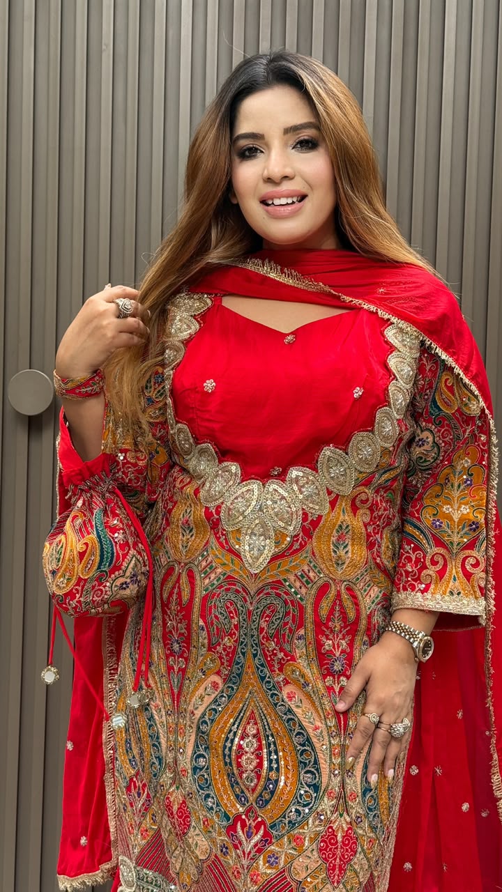 Vrishti Crepe Firaan- Black, Red, Blue