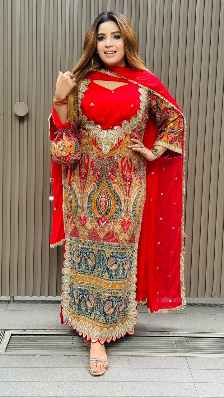 Vrishti Crepe Firaan- Black, Red, Blue