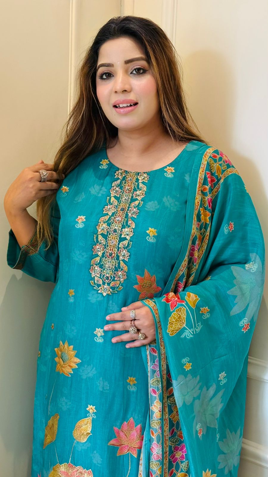 Raya Crepe Suit Set- Blue