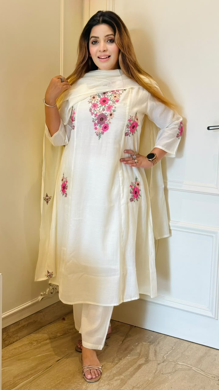 Eshwari Crushed A-Line Suit Set- White
