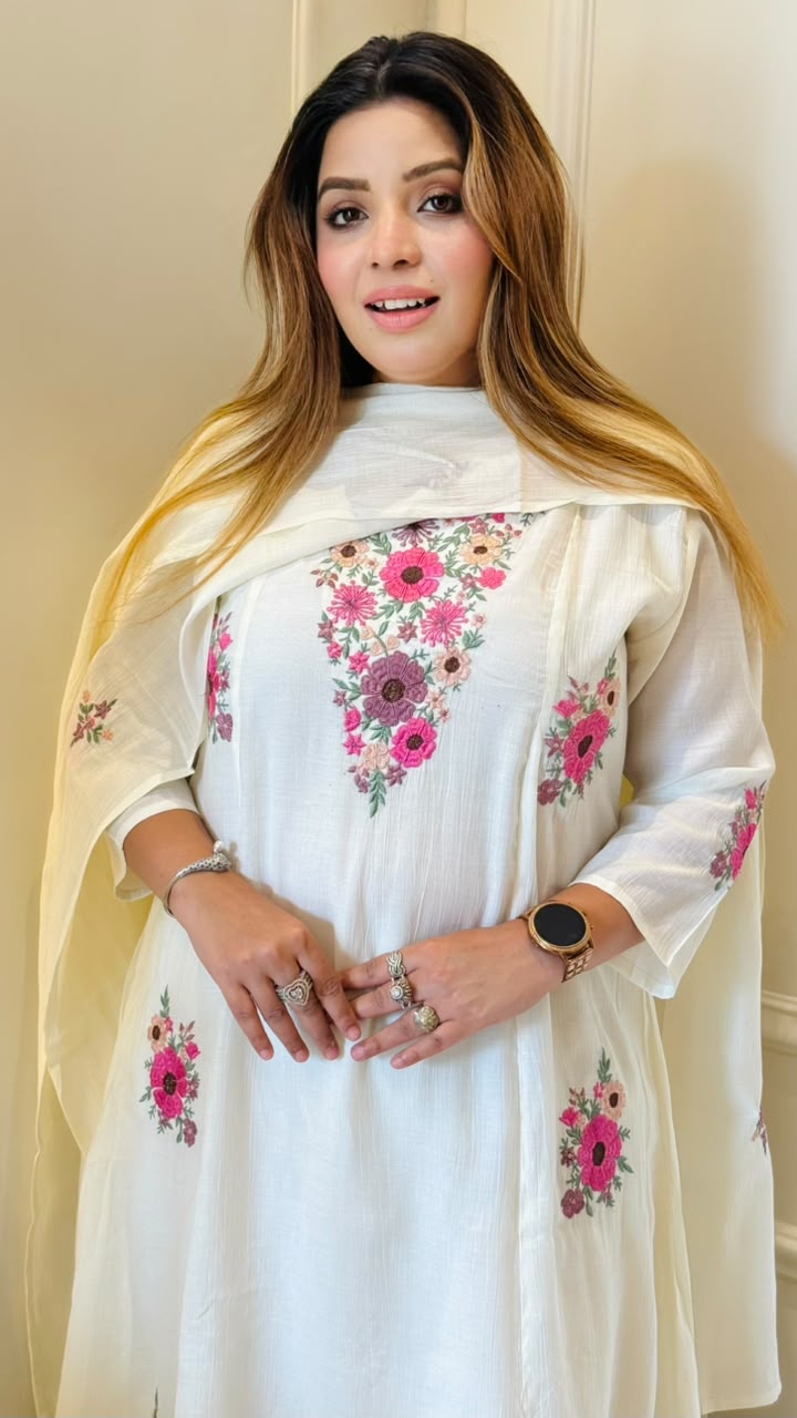 Eshwari Crushed A-Line Suit Set- White