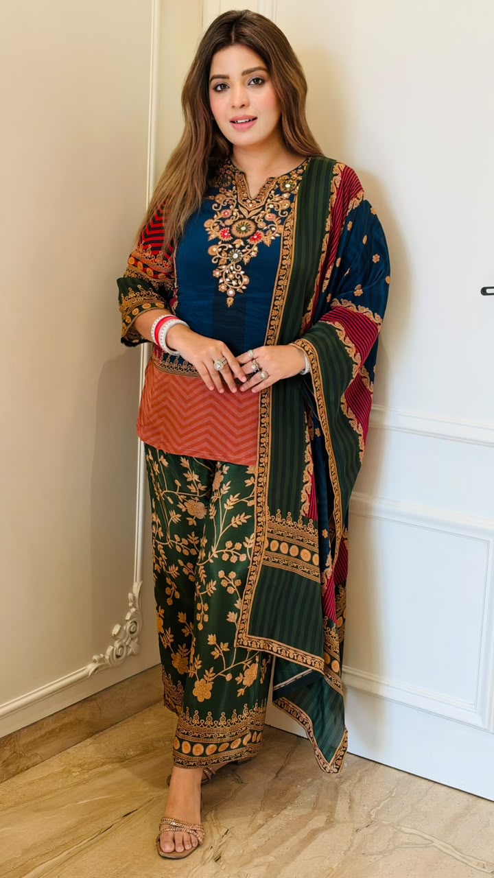 Anurati Crepe Digital Print Suit-Multicolor