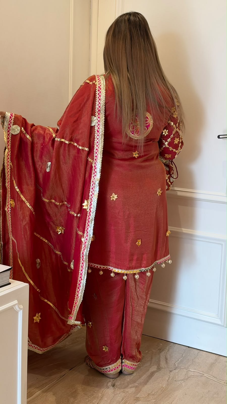 Zeenat Shimmer Farshi Suit Set- Maroon, Pink, Beige