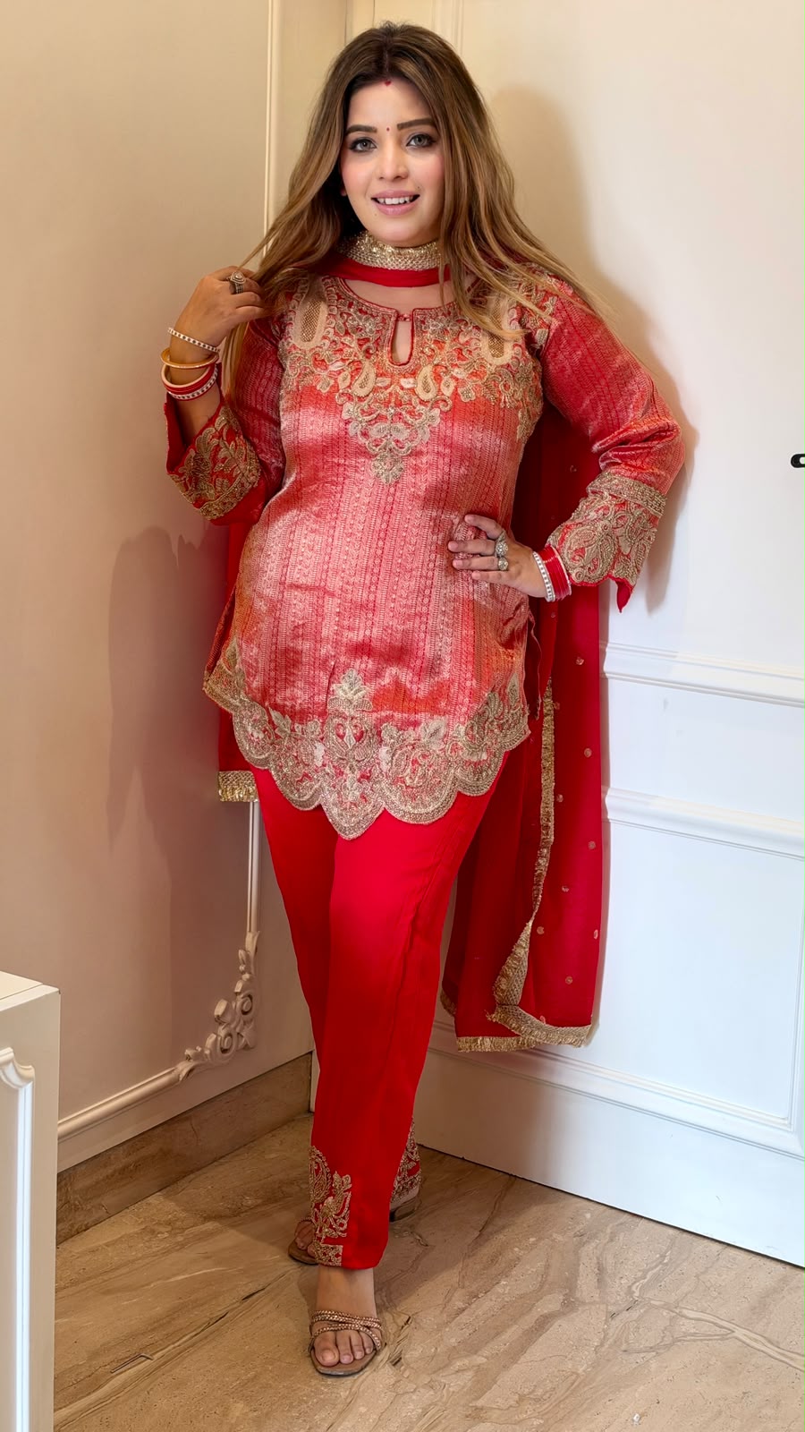 Hani Chinnon Banarasi Suit Set- Red, Pink, Purple