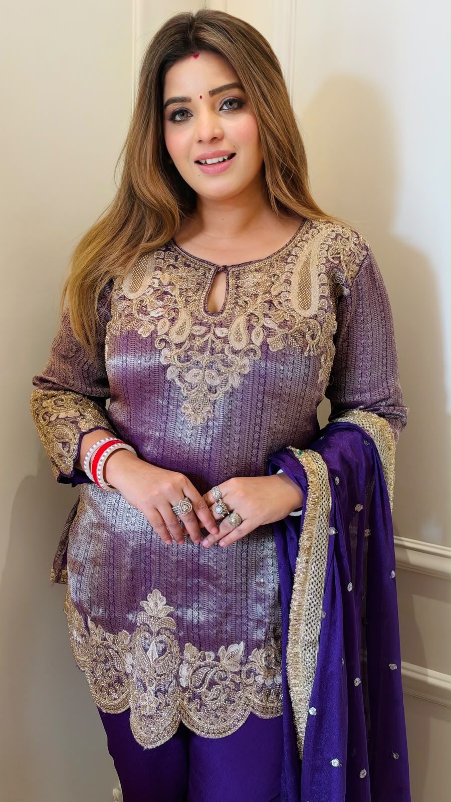 Hani Chinnon Banarasi Suit Set- Red, Pink, Purple