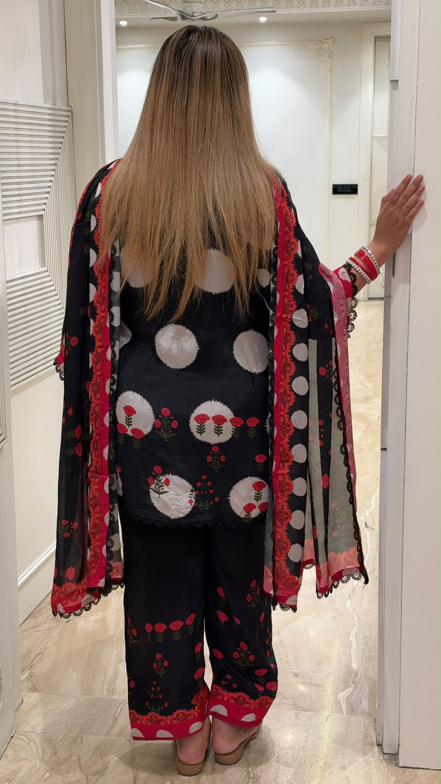 Yami Crepe Pakistani Suit Set- Black