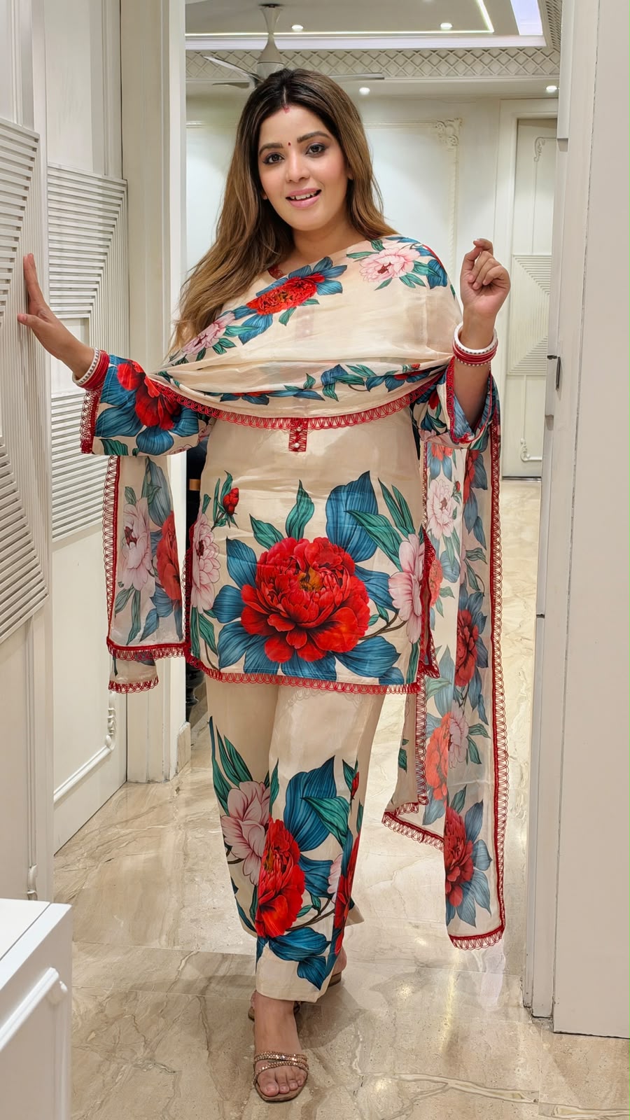 Zuni Crepe Pakistani Suit Set- White