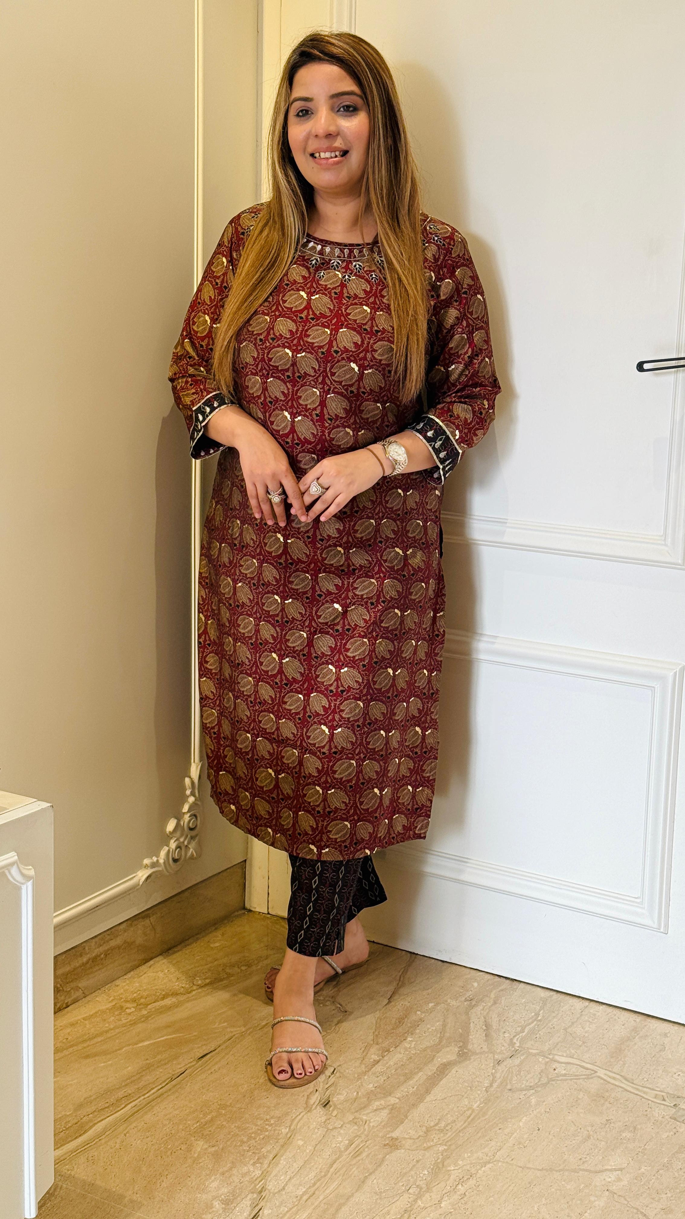 Noor-e-Zarin Maslin Suit Set- Blue & Red