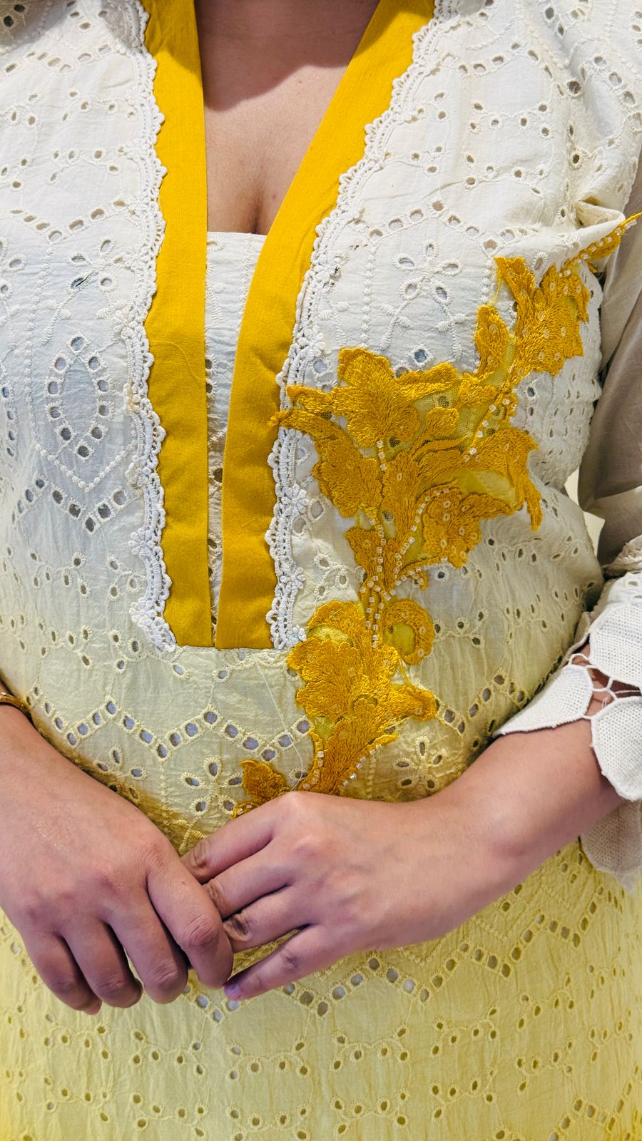 Ombre Elegance Schiffli Set (Yellow)