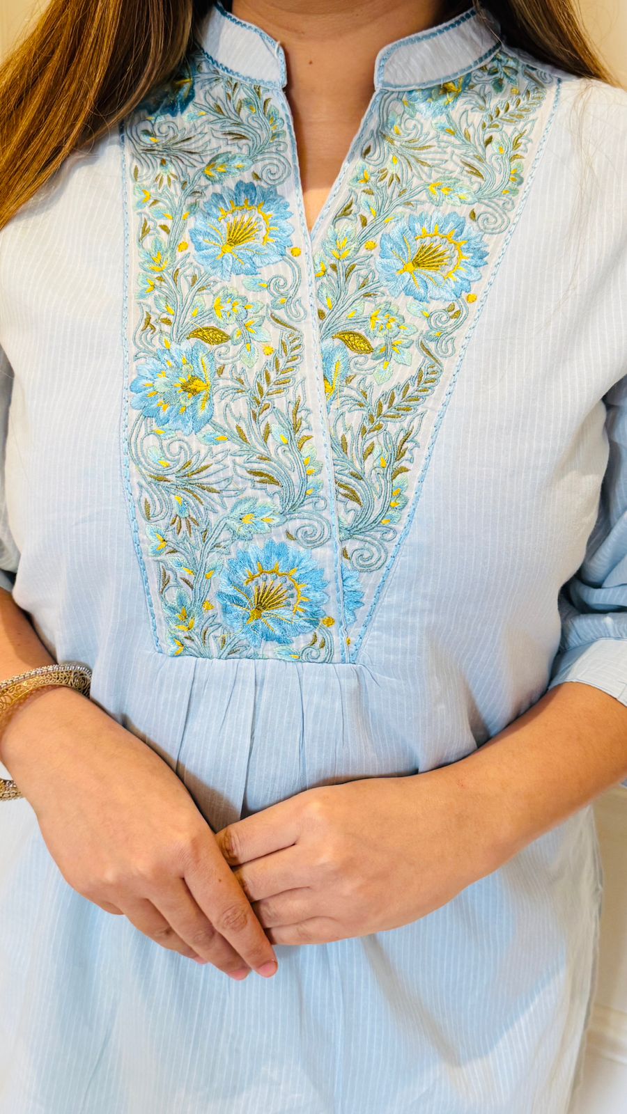 Taarini Embroidered Cordset- Blue