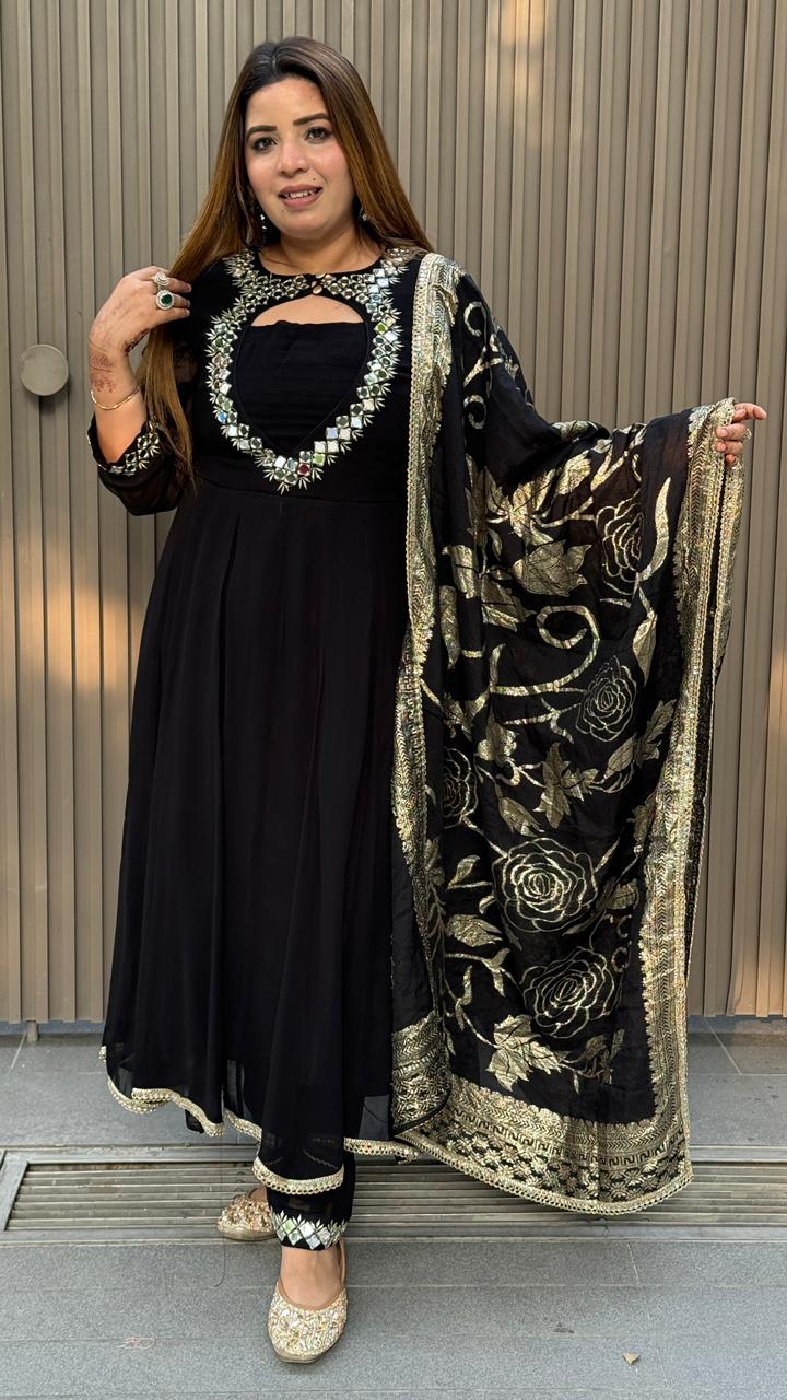 Aarvi Anarkali Set- White, Purple, Red, Black