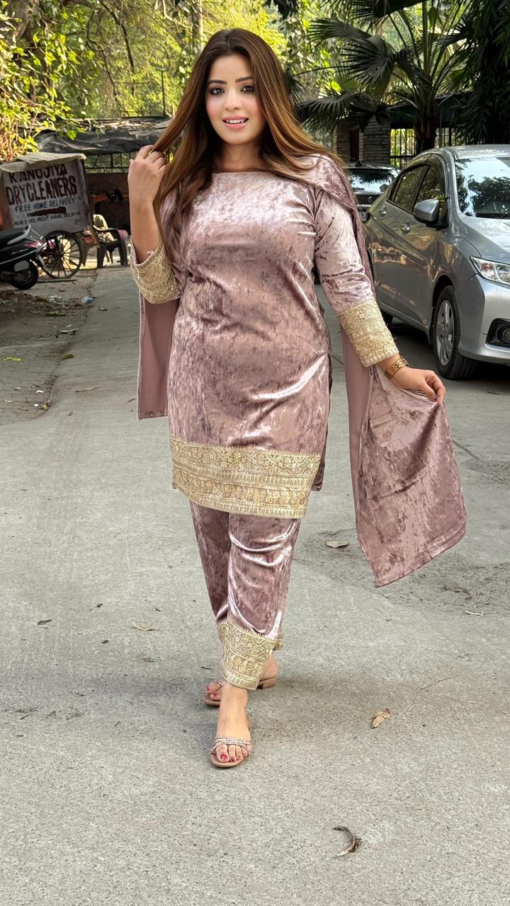 Arshika Velvet Suit Set- Gray, Lavender