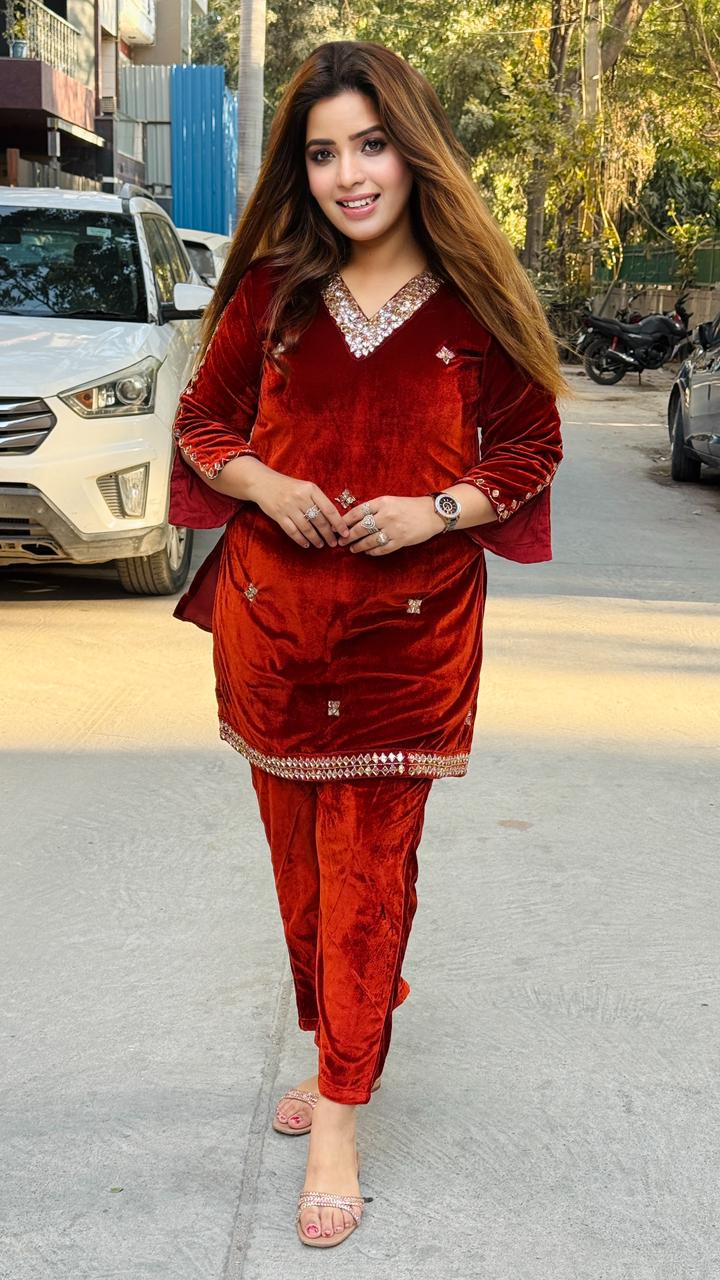 Efsun Velvet Cordset- Navy, Orange